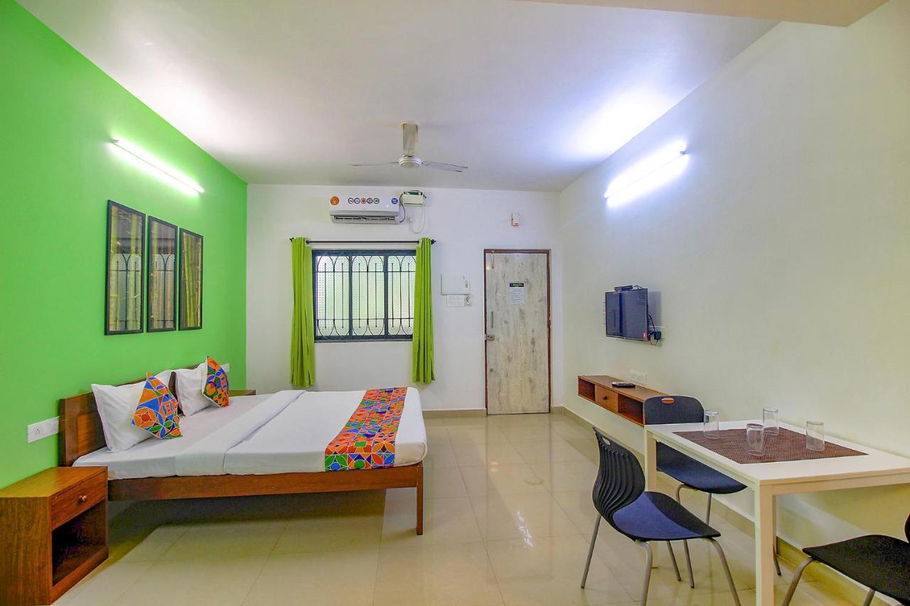 Fabescape Sk Studios With Pool & Gym, Arpora Old Goa Exterior photo
