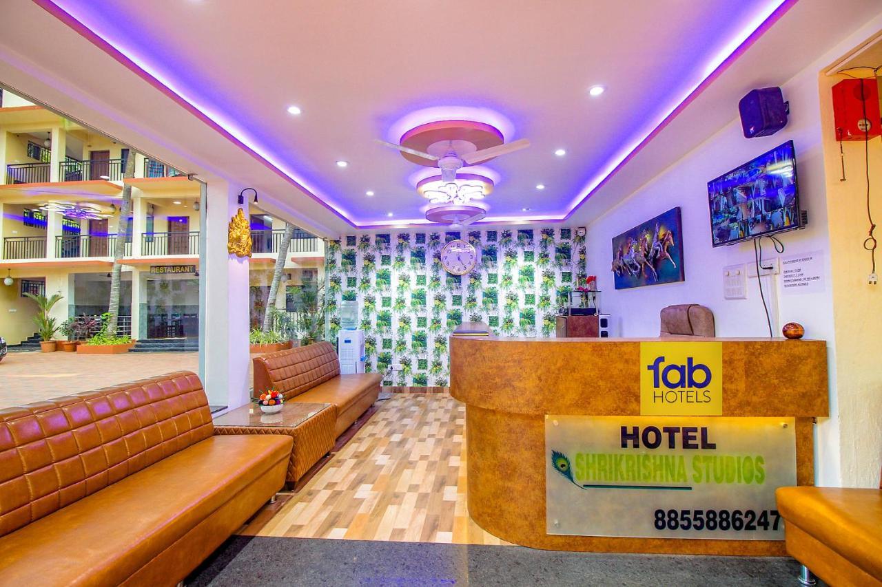 Fabescape Sk Studios With Pool & Gym, Arpora Old Goa Exterior photo