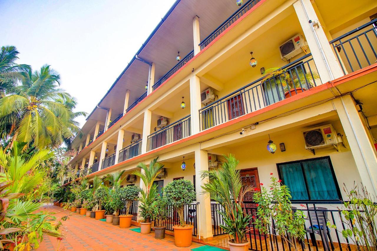 Fabescape Sk Studios With Pool & Gym, Arpora Old Goa Exterior photo