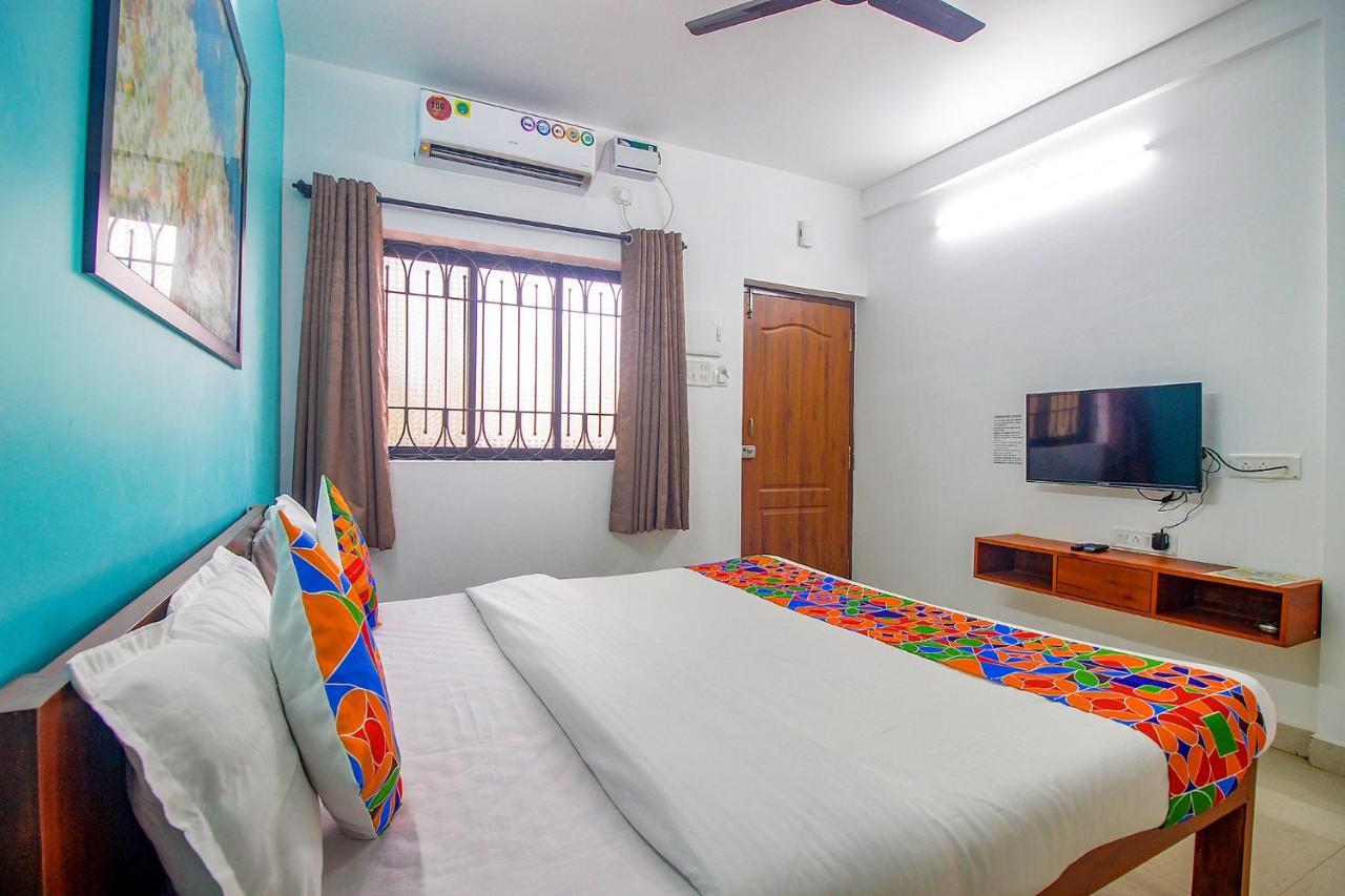 Fabescape Sk Studios With Pool & Gym, Arpora Old Goa Exterior photo