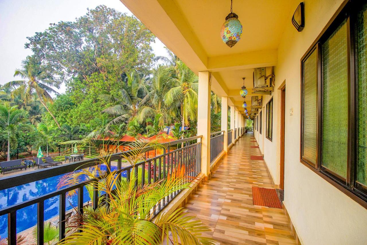 Fabescape Sk Studios With Pool & Gym, Arpora Old Goa Exterior photo